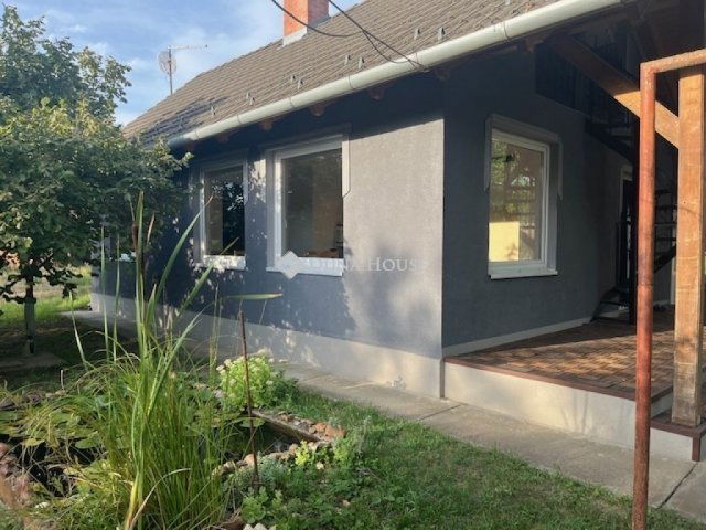 Eladó családi ház, Kecskeméten 48.9 M Ft, 3 szobás