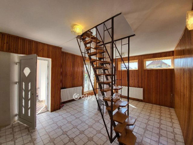 Eladó családi ház, Tamásiban 28.6 M Ft, 3 szobás