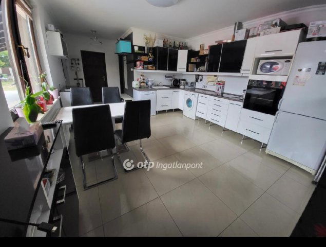 Eladó családi ház, Budapesten, XXI. kerületben 79.9 M Ft