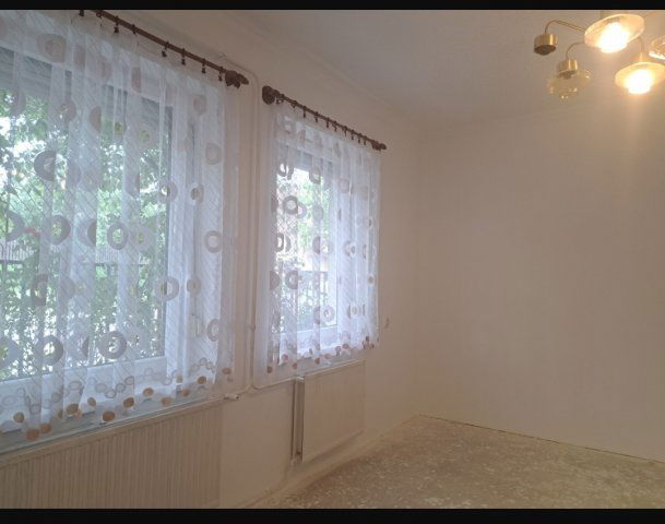 Eladó ikerház, Miskolcon 24.9 M Ft, 3 szobás