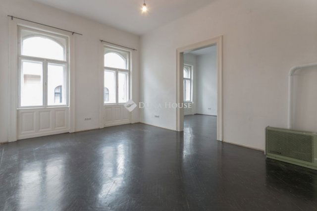 Eladó téglalakás, Budapesten, VII. kerületben 115 M Ft, 3 szobás