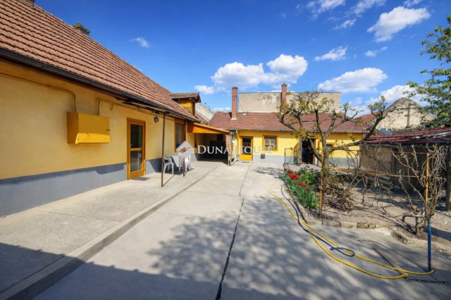 Eladó családi ház, Kecskeméten 41 M Ft, 3 szobás