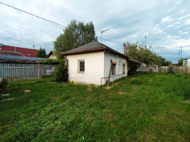 Eladó családi ház, Gödön 44.99 M Ft, 2 szobás