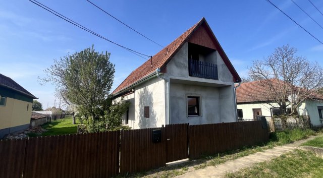 Eladó családi ház, Sarkadon 22 M Ft, 2 szobás