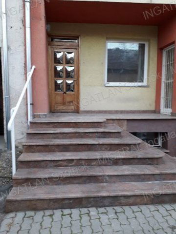 Eladó üzlethelyiség, Szolnokon 39 M Ft / költözzbe.hu