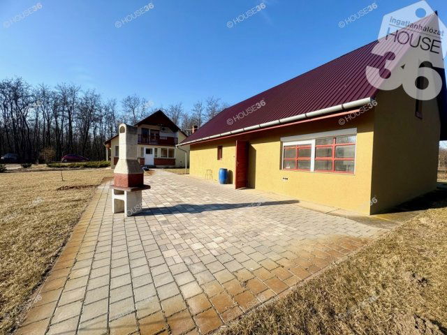 Eladó családi ház, Szentkirályon 45 M Ft, 5 szobás