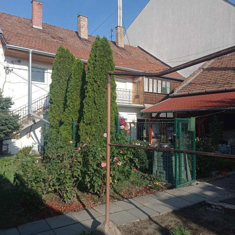 Eladó téglalakás, Szegeden 41 M Ft, 1 szobás