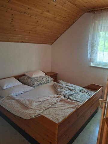 Eladó nyaraló, Szigetbecsén 89.9 M Ft, 4 szobás