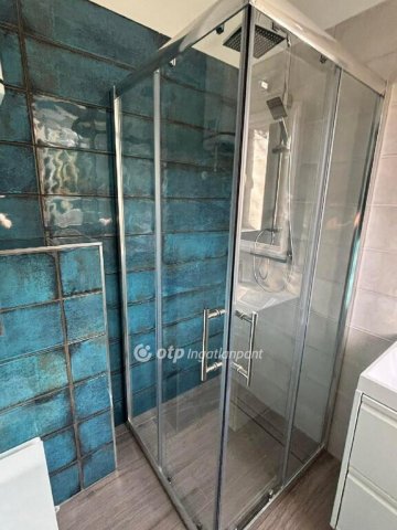 Kiadó téglalakás, albérlet, Szegeden 220 E Ft / hó, 1 szobás