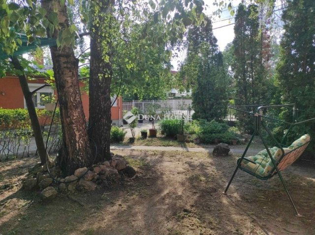 Eladó családi ház, Kecskeméten 89.9 M Ft, 6 szobás
