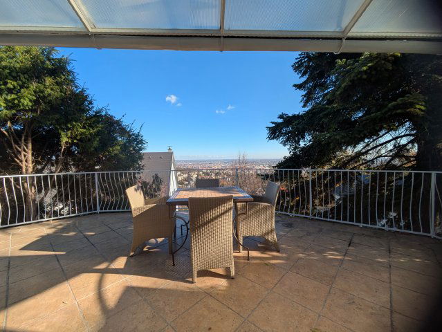 Kiadó sorház, albérlet, Budapesten, XII. kerületben, Óra úton