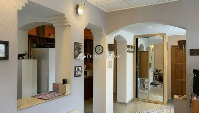 Eladó családi ház, Budapesten, XX. kerületben 52.9 M Ft