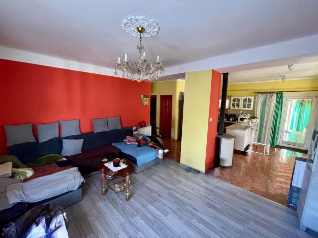 Eladó családi ház, Dunaharasztin 139 M Ft, 4+1 szobás