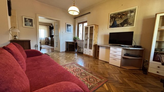 Kiadó téglalakás, albérlet, Tatán 260 E Ft / hó, 5 szobás