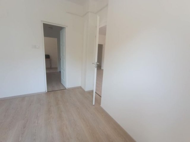 Eladó téglalakás, Hajdúböszörményen 51.99 M Ft, 2 szobás