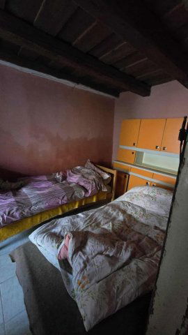 Eladó családi ház, Nicken 17 M Ft, 4 szobás