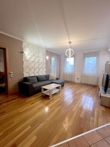 Kiadó téglalakás, albérlet, Debrecenben 300 E Ft / hó, 3 szobás