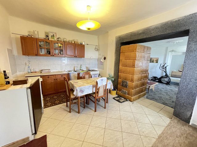 Eladó családi ház, Pakson 29.9 M Ft, 3 szobás