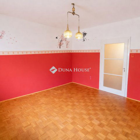 Eladó téglalakás, Kecskeméten 29.5 M Ft, 2 szobás