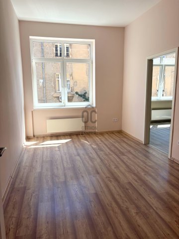Eladó téglalakás, Budapesten, XIV. kerületben 109 M Ft, 3 szobás