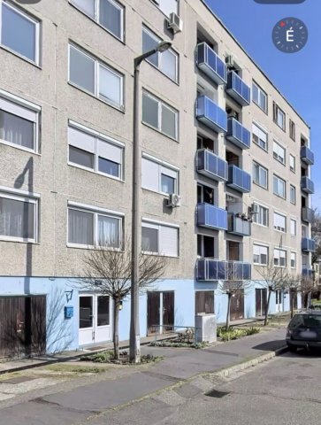 Eladó garázs, Kiskunhalason 10 M Ft / költözzbe.hu