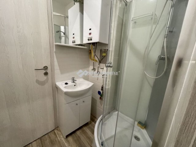 Kiadó téglalakás, albérlet, Kecskeméten 140 E Ft / hó