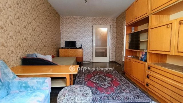 Eladó panellakás, Budapesten, III. kerületben 64.9 M Ft, 2 szobás