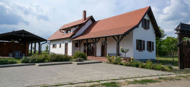 Eladó üzlethelyiség, Békésszentandráson 150 M Ft, 5 szobás