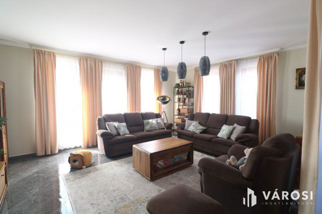 Eladó családi ház, Mórahalmon 134.9 M Ft, 4 szobás