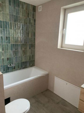 Eladó ikerház, Egerben 98.9 M Ft, 3+1 szobás