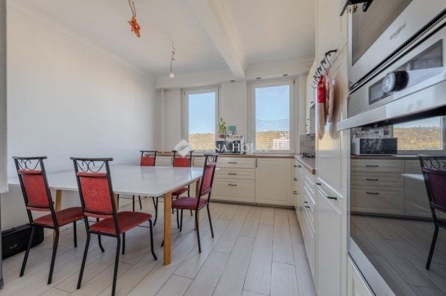 Eladó panellakás, Budapesten, III. kerületben 149.99 M Ft