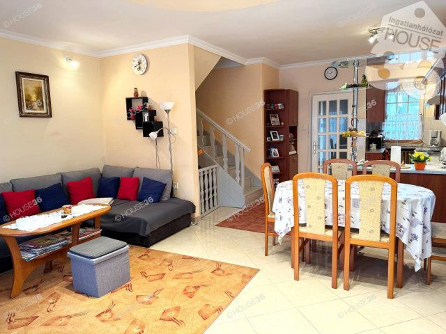Eladó sorház, Kecskeméten 74.99 M Ft, 4 szobás