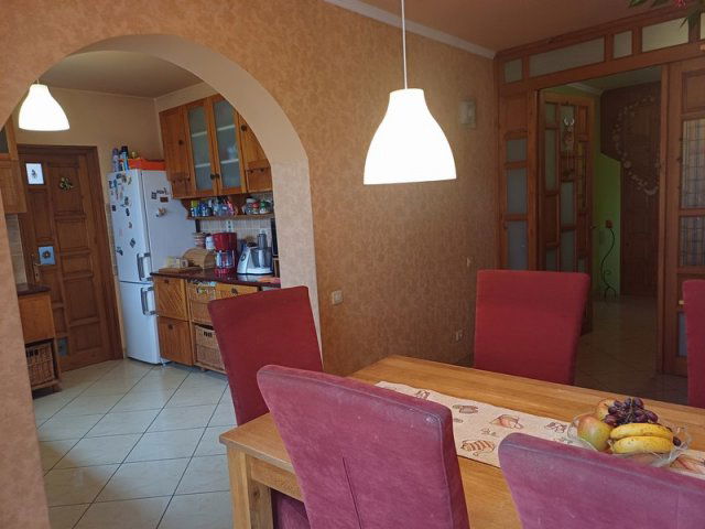 Eladó családi ház, Erdőkertesen 89 M Ft, 4 szobás