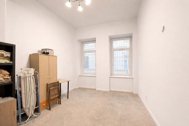 Eladó téglalakás, Budapesten, VII. kerületben, Jósika utcában