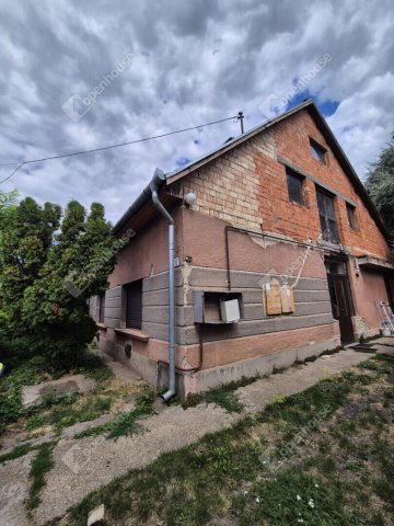 Eladó családi ház, Monoron 45.9 M Ft, 3 szobás