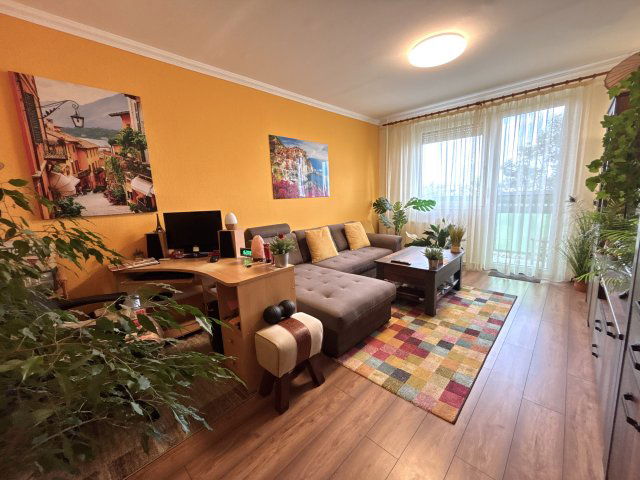 Eladó panellakás, Debrecenben 53.99 M Ft, 2 szobás