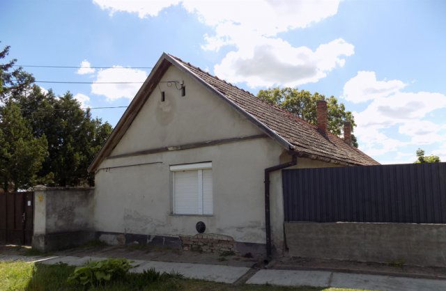 Eladó családi ház, Faddon, Új utcában 14.05 M Ft, 1+1 szobás