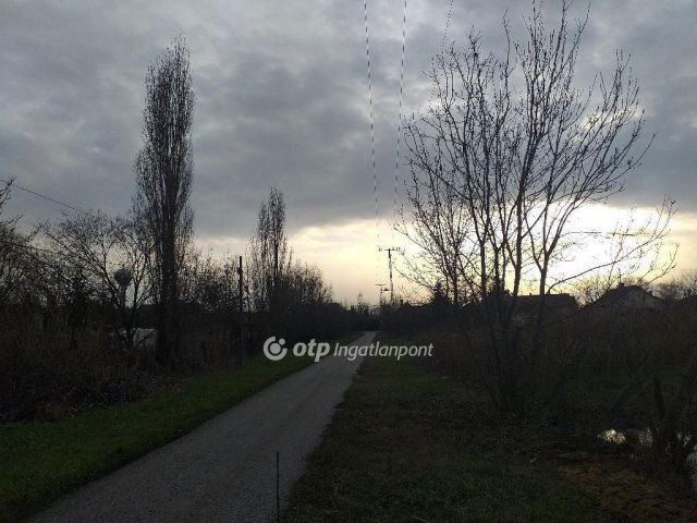 Eladó telek, Jászárokszálláson 4.5 M Ft / költözzbe.hu
