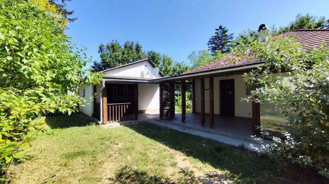 Eladó nyaraló, Balatonföldváron 89.9 M Ft / költözzbe.hu