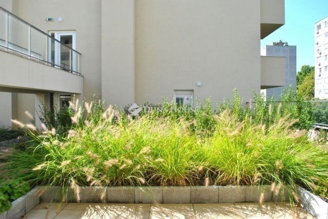 Eladó téglalakás, Budapesten, XIX. kerületben 98 M Ft, 2 szobás