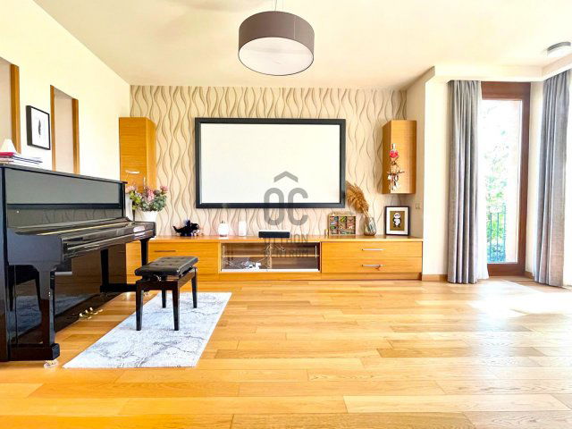 Eladó családi ház, Budapesten, II. kerületben 299 M Ft, 5 szobás