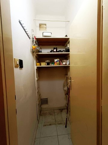 Eladó téglalakás, Pécsett 59.9 M Ft, 2+1 szobás