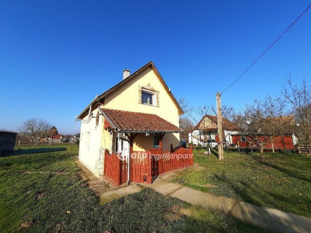 Eladó családi ház, Nagykőrösön 27.99 M Ft, 3+1 szobás