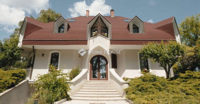 Eladó családi ház, Budapesten, XVIII. kerületben 269 M Ft