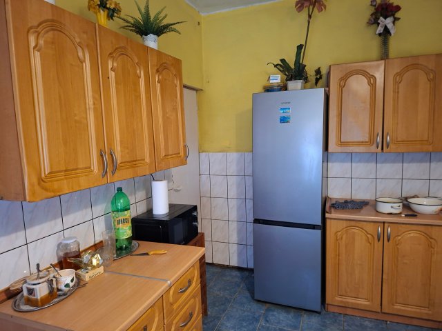 Eladó családi ház, Nován 17.5 M Ft, 2 szobás