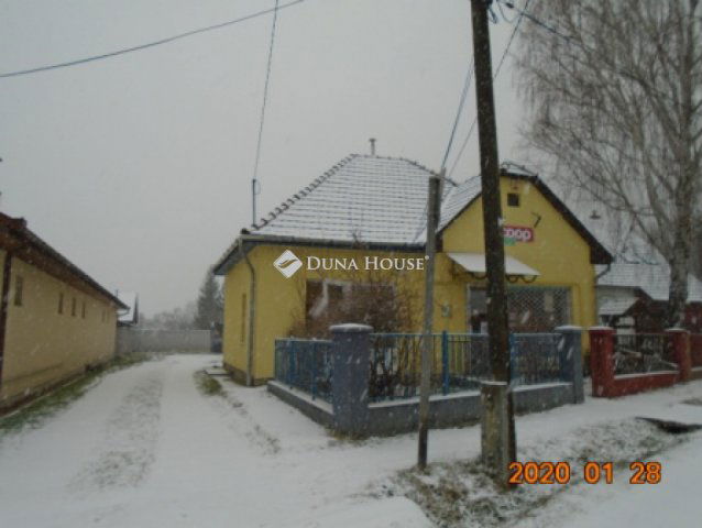 Eladó üzlethelyiség, Zubogyon 2.19 M Ft / költözzbe.hu