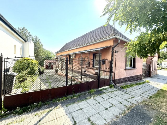 Eladó családi ház, Fóton 69.9 M Ft, 3 szobás