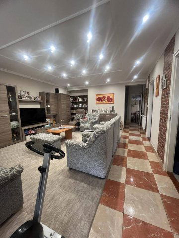 Eladó családi ház, Debrecenben 116.9 M Ft, 6 szobás