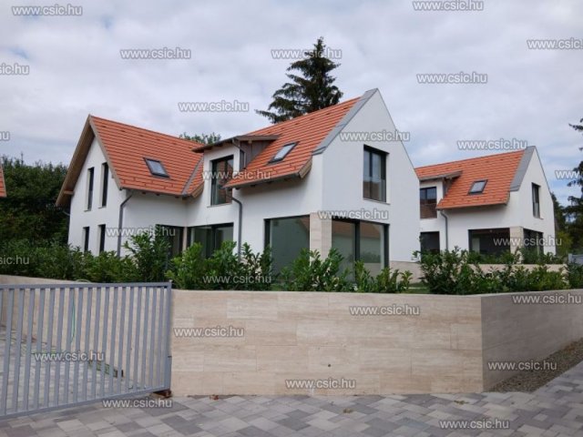 Eladó családi ház, Nagykovácsiban 255 M Ft, 6 szobás