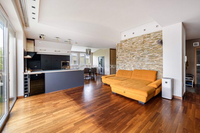 Eladó téglalakás, Budapesten, II. kerületben 260 M Ft, 4 szobás